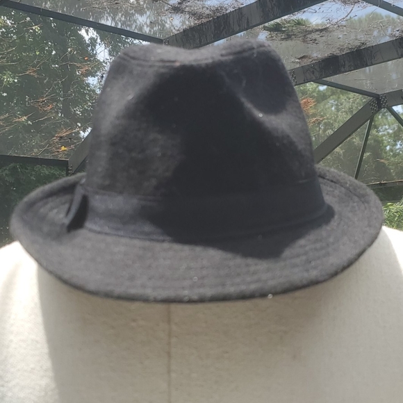 Express Accessories - Express Fedora NWT